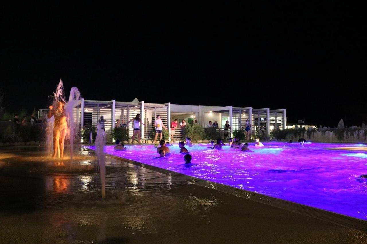 Hotel Bristol Misano Adriatico Dış mekan fotoğraf