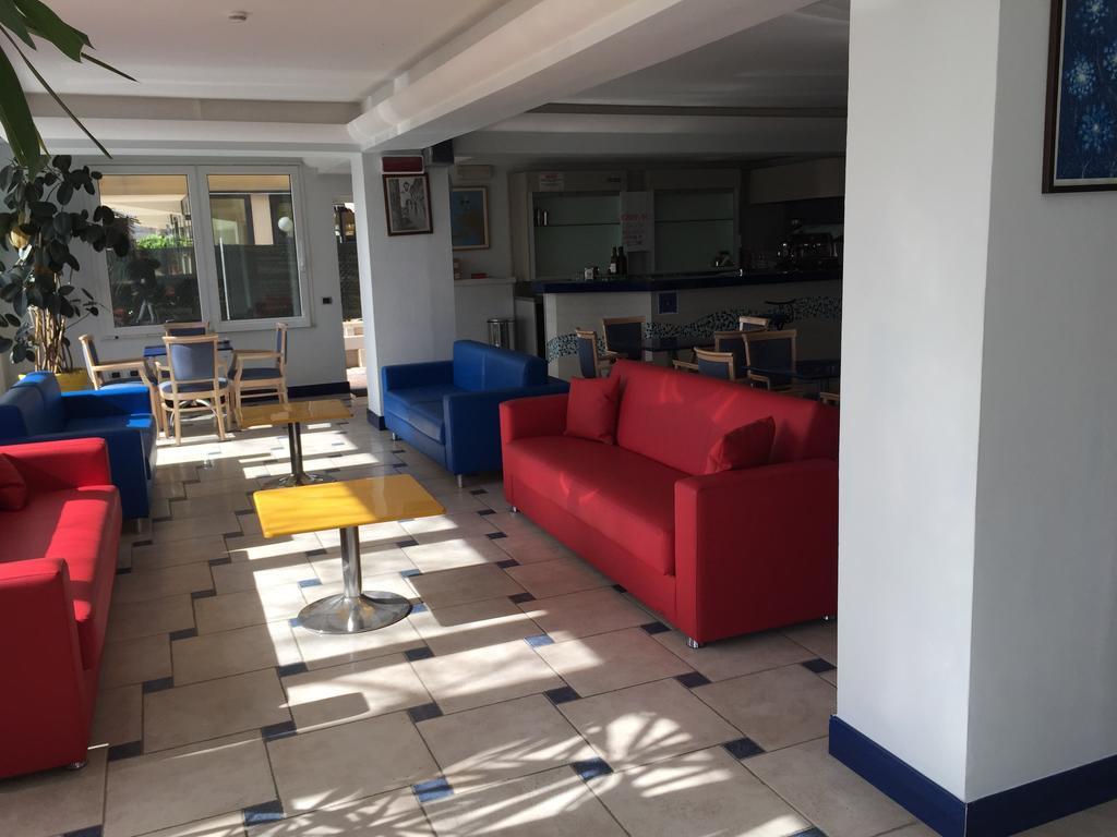 Hotel Bristol Misano Adriatico Dış mekan fotoğraf