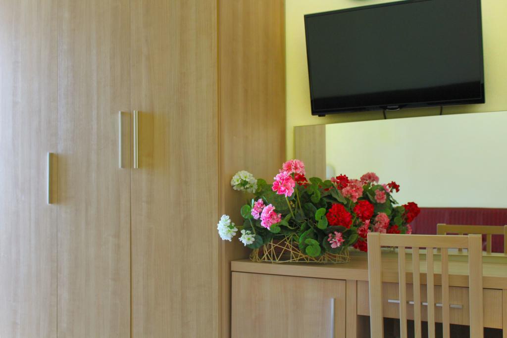 Hotel Bristol Misano Adriatico Dış mekan fotoğraf