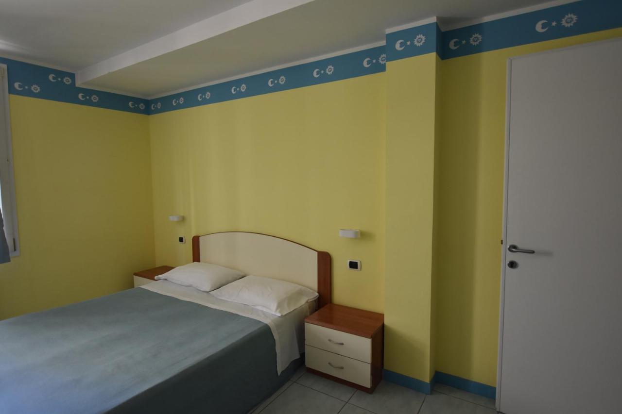 Hotel Bristol Misano Adriatico Dış mekan fotoğraf
